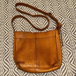 Duluth Trading Leather Crossbody Bag